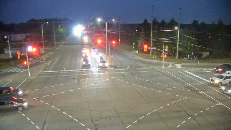 Traffic camera image at 2025-07-31 01:10:22