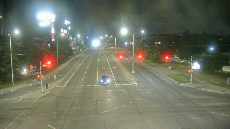 Traffic camera image at 2025-08-04 01:35:19