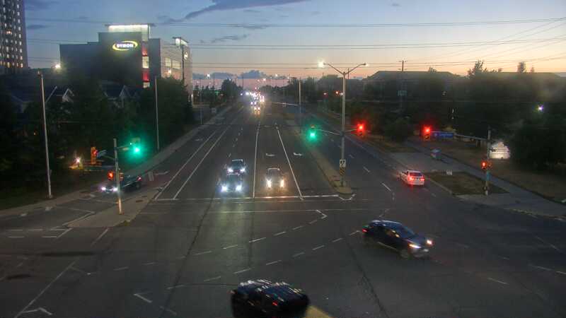 Traffic camera image at 2025-08-25 00:15:20