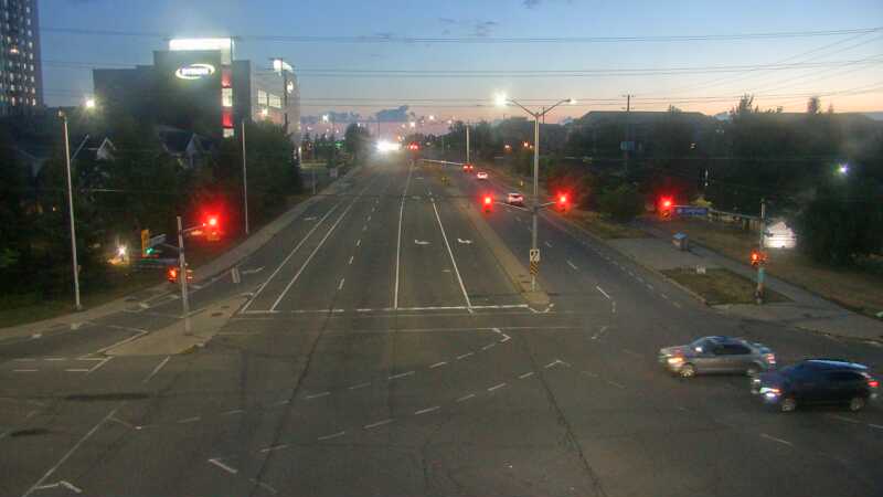 Traffic camera image at 2025-08-25 00:20:19