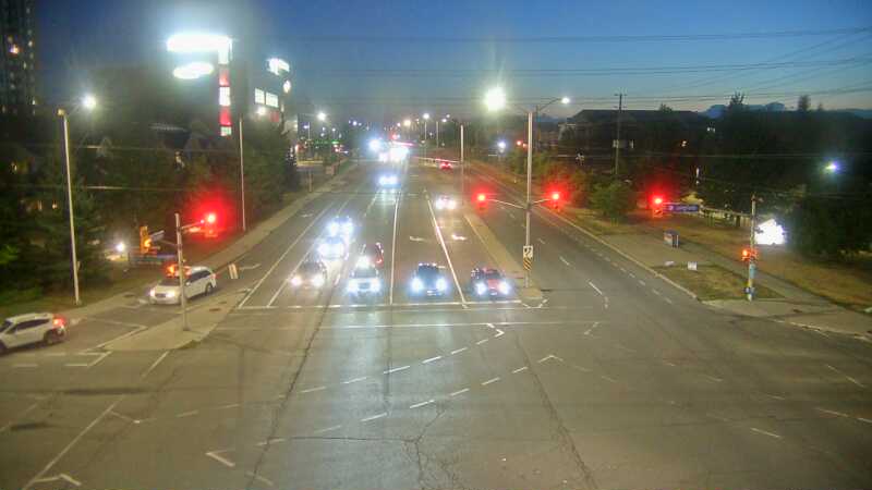 Traffic camera image at 2025-08-25 00:35:18