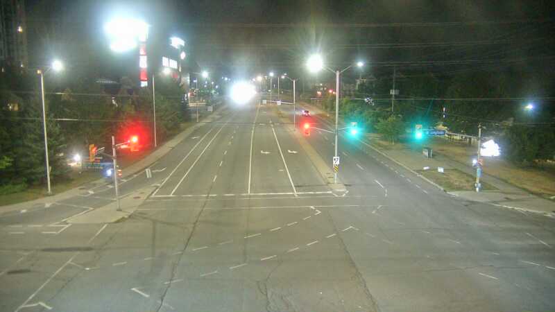 Traffic camera image at 2025-08-25 02:25:17