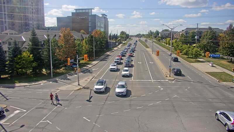 Traffic camera image at 2025-09-14 17:20:18