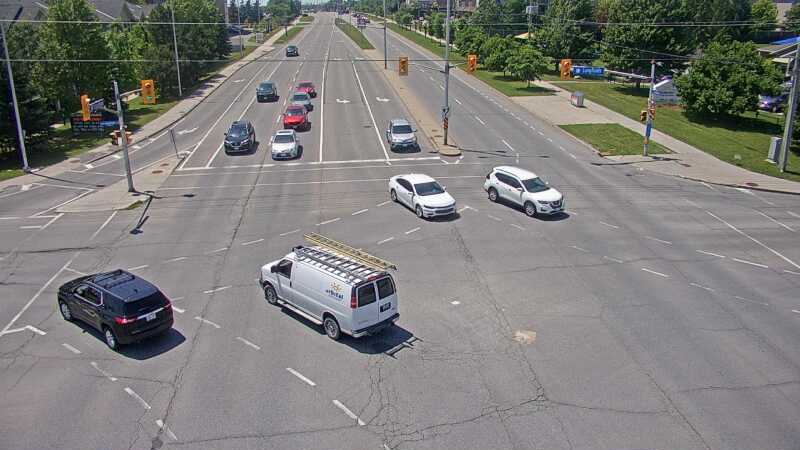 Traffic camera image at 2025-06-30 17:15:28