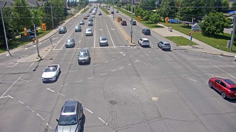 Traffic camera image at 2025-06-30 18:00:20