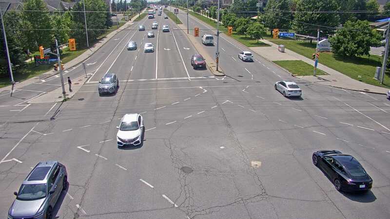 Traffic camera image at 2025-06-30 18:20:19