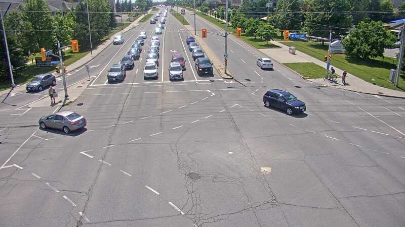 Traffic camera image at 2025-06-30 18:40:21