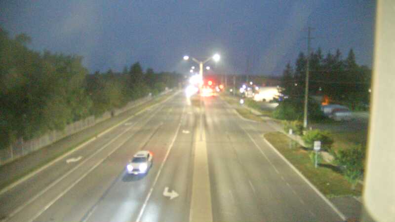 Traffic camera image at 2025-08-04 01:10:18