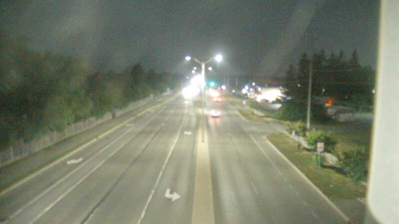 Traffic camera image at 2025-08-04 01:25:16