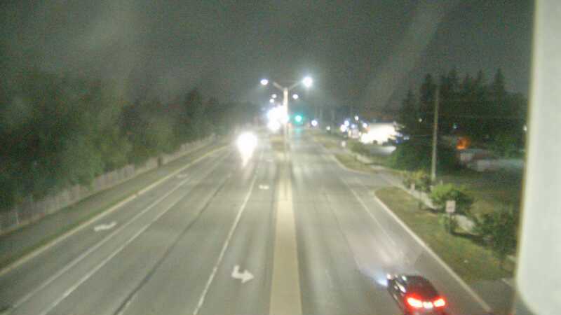 Traffic camera image at 2025-08-04 01:40:16