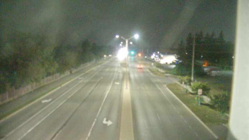 Traffic camera image at 2025-08-04 02:40:17