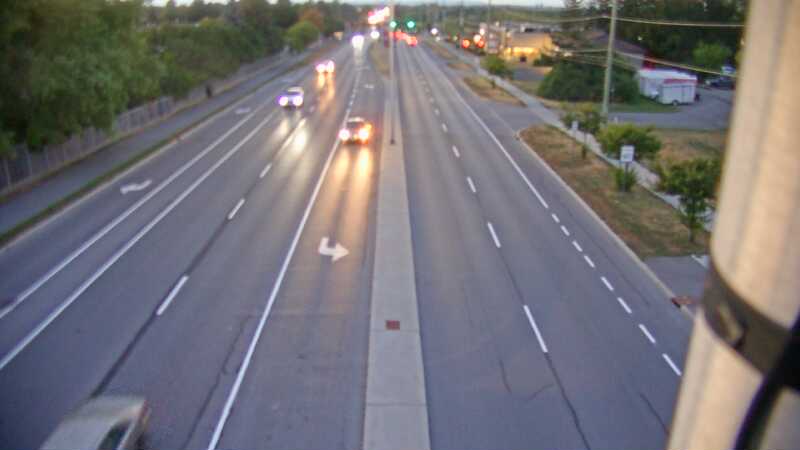 Traffic camera image at 2025-08-25 00:10:19
