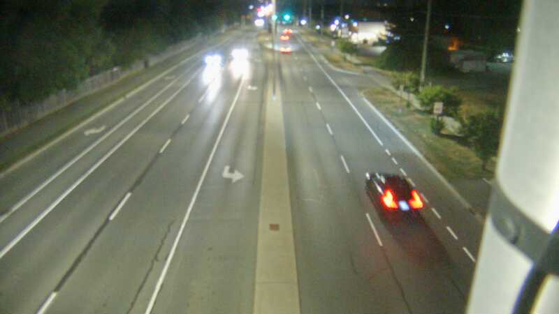 Traffic camera image at 2025-08-25 02:45:19