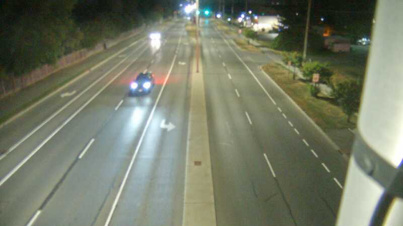 Traffic camera image at 2025-08-25 04:05:19
