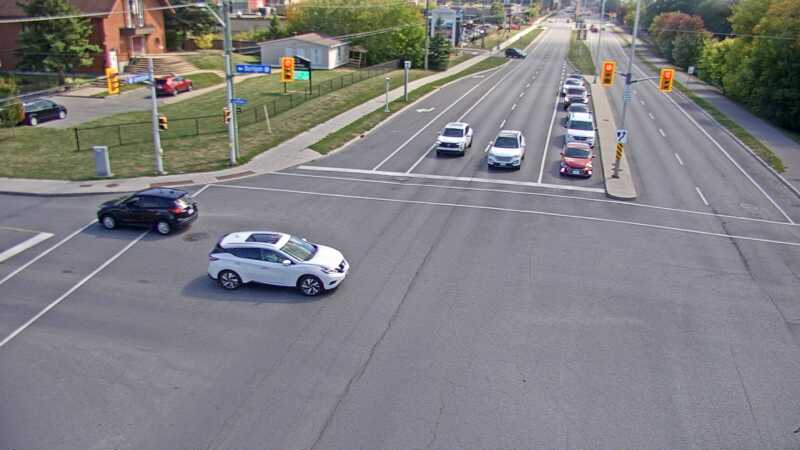 Traffic camera image at 2025-09-14 17:45:23