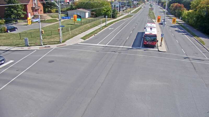 Traffic camera image at 2025-09-14 18:30:22