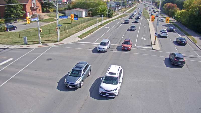 Traffic camera image at 2025-09-14 18:40:21