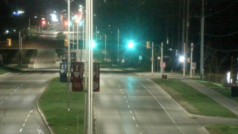 Traffic camera image at 2025-05-09 06:10:14