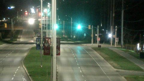 Traffic camera image at 2025-05-09 06:20:19