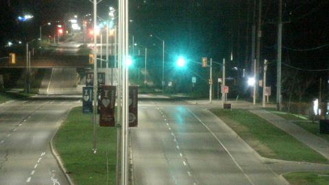 Traffic camera image at 2025-05-09 06:35:58