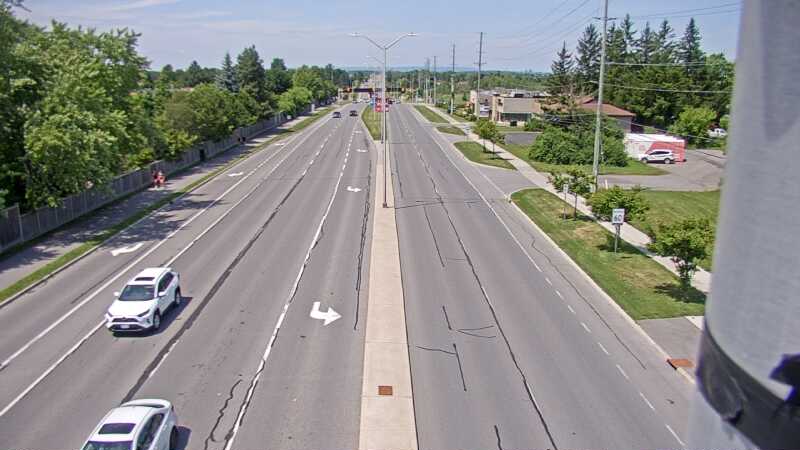 Traffic camera image at 2025-06-30 18:05:20