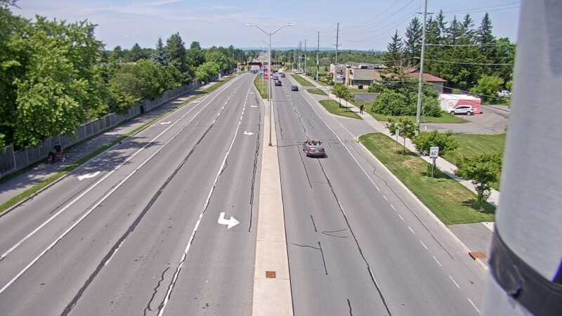 Traffic camera image at 2025-06-30 18:15:17