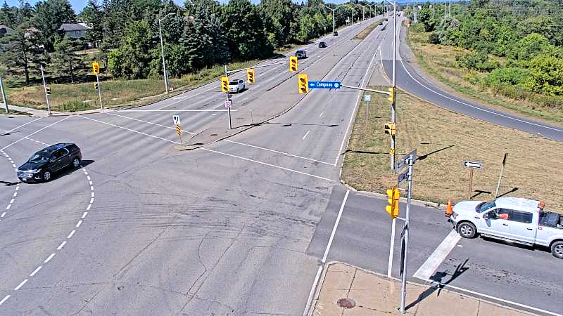 Traffic camera image at 2025-08-31 17:30:24