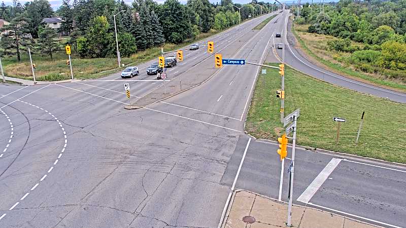 Traffic camera image at 2025-09-07 11:40:18