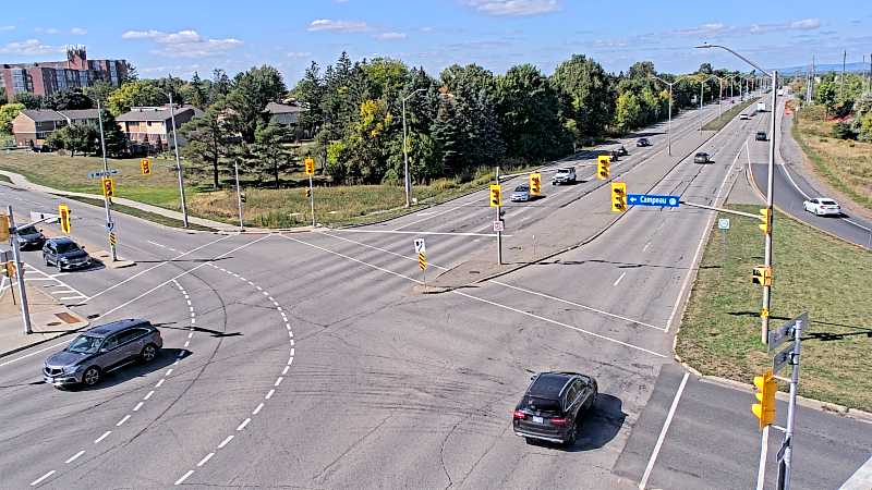 Traffic camera image at 2025-09-14 18:30:22
