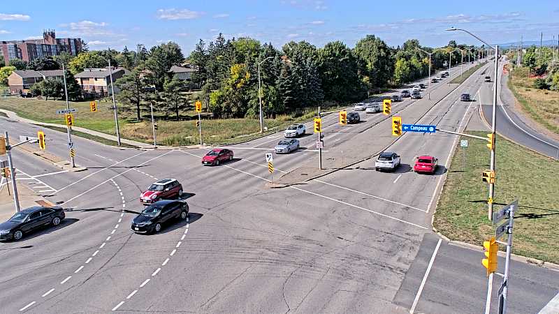 Traffic camera image at 2025-09-14 18:35:19