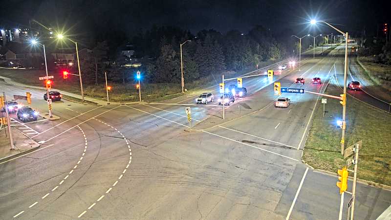 Traffic camera image at 2025-09-16 01:01:17