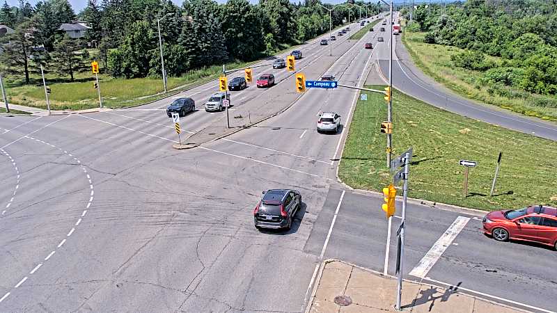 Traffic camera image at 2025-06-30 18:00:21
