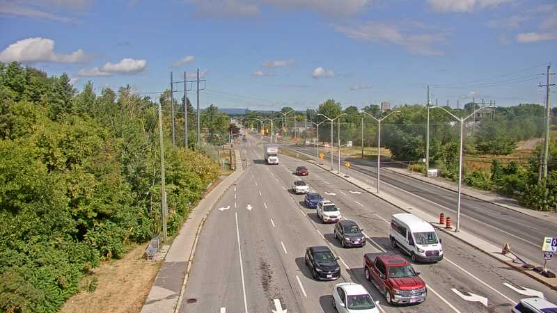 Traffic camera image at 2025-08-24 14:30:07