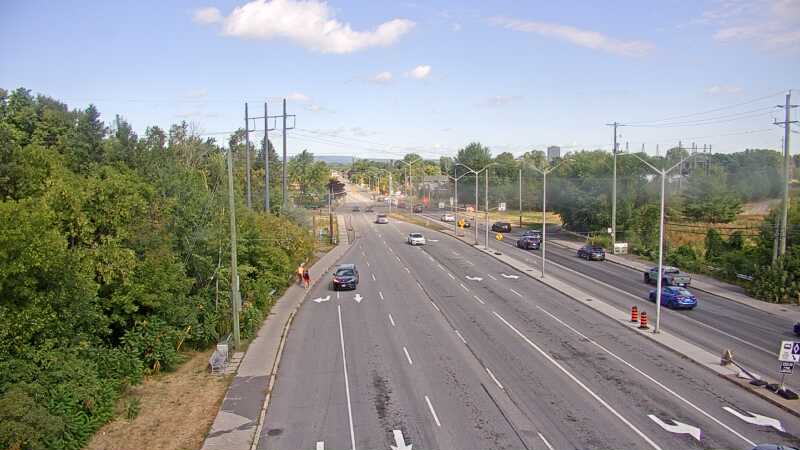 Traffic camera image at 2025-08-24 14:45:06