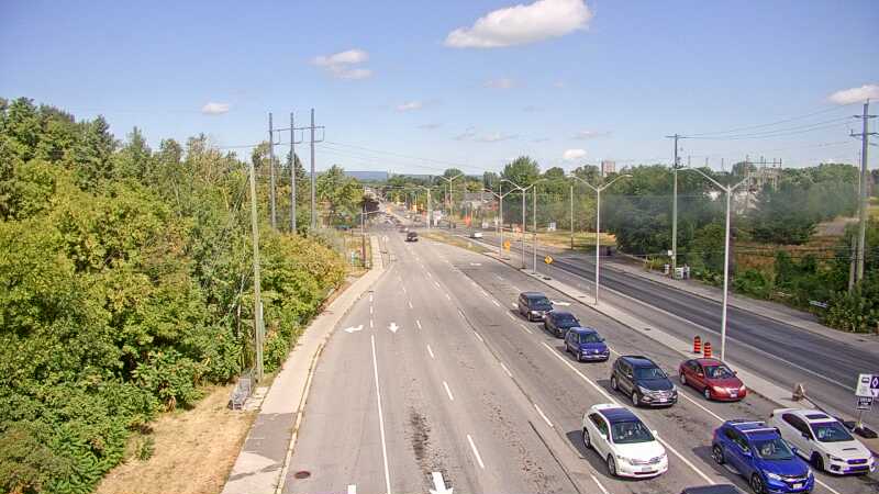 Traffic camera image at 2025-08-24 15:05:06