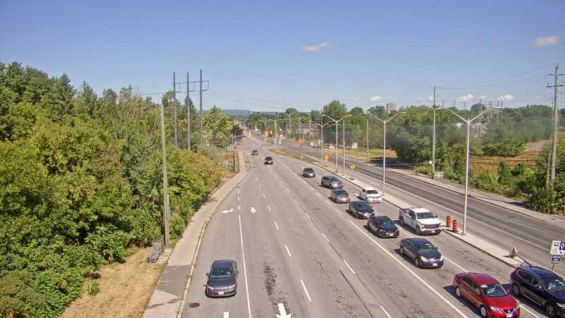 Traffic camera image at 2025-08-24 15:30:08