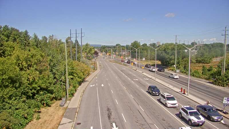 Traffic camera image at 2025-08-24 15:40:06