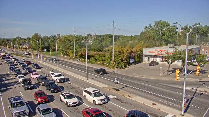 Traffic camera image at 2025-09-15 19:35:06