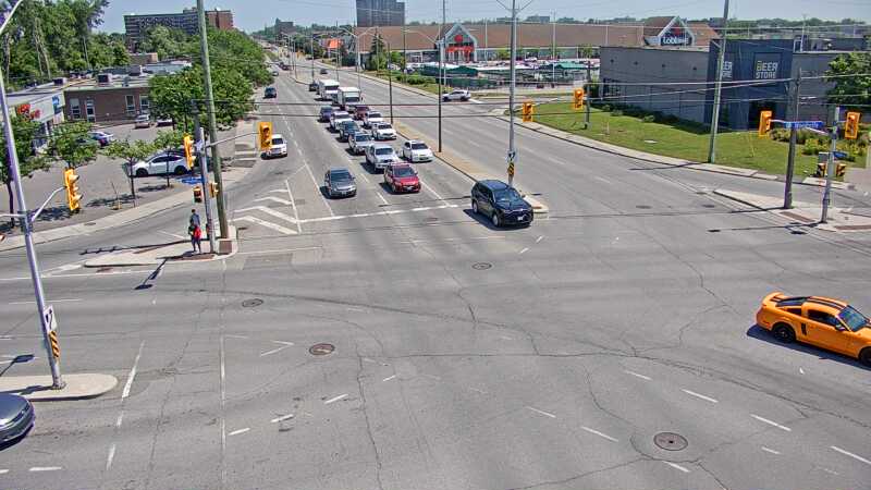 Traffic camera image at 2025-06-30 16:15:05