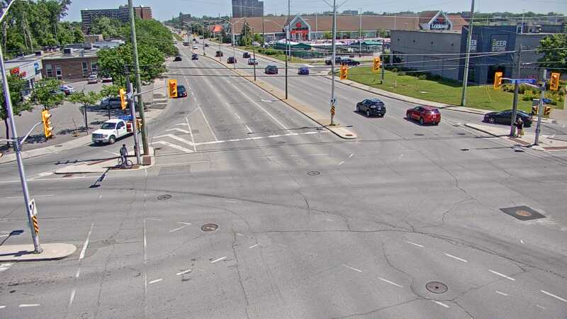 Traffic camera image at 2025-06-30 16:20:05