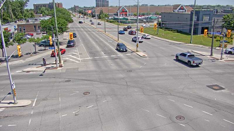 Traffic camera image at 2025-06-30 16:45:11