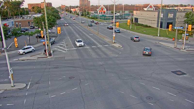 Traffic camera image at 2025-07-04 00:36:22