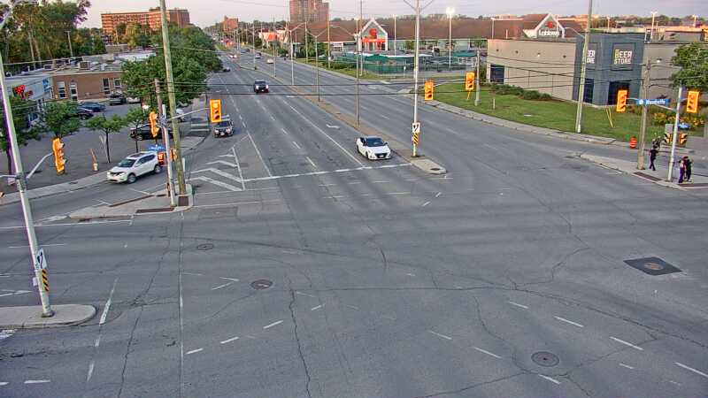 Traffic camera image at 2025-07-04 00:40:13