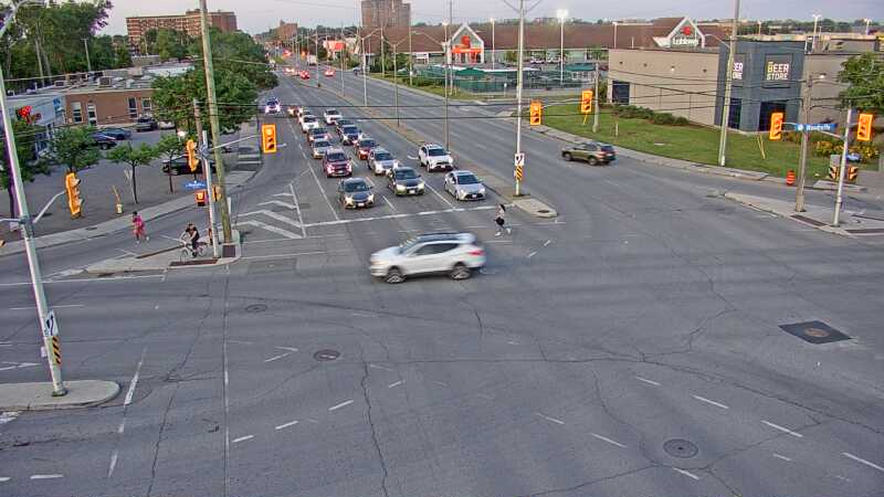 Traffic camera image at 2025-07-04 00:45:15