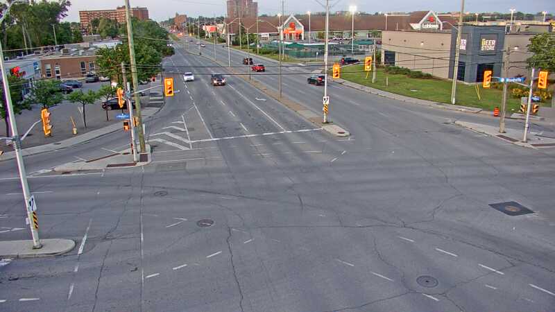 Traffic camera image at 2025-07-04 00:50:15