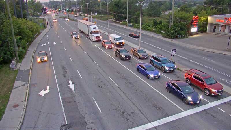 Traffic camera image at 2025-07-31 00:35:06