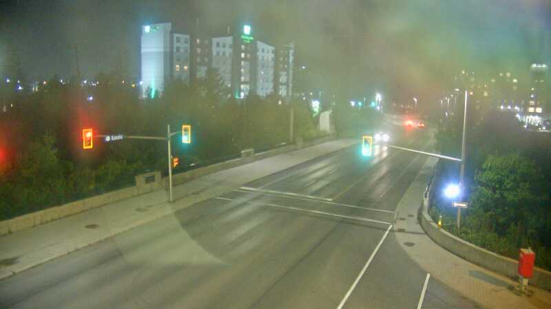 Traffic camera image at 2025-08-04 02:05:17