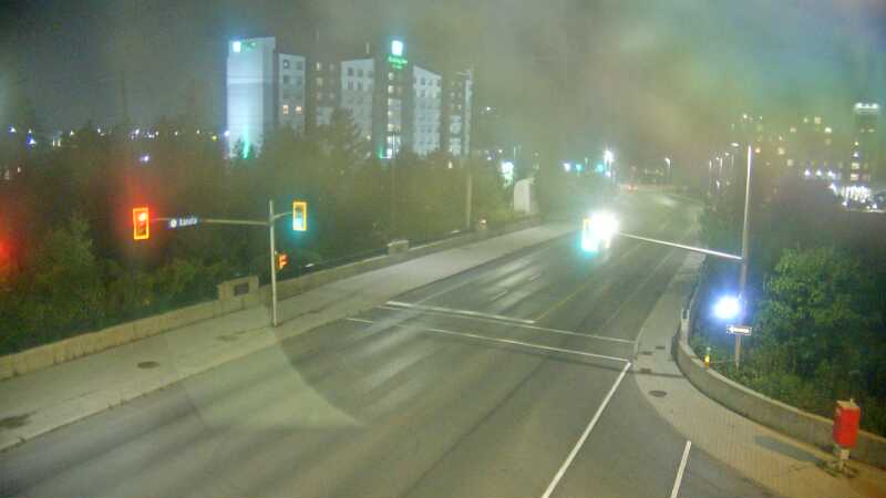 Traffic camera image at 2025-08-04 02:10:20