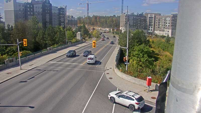 Traffic camera image at 2025-09-14 18:05:21
