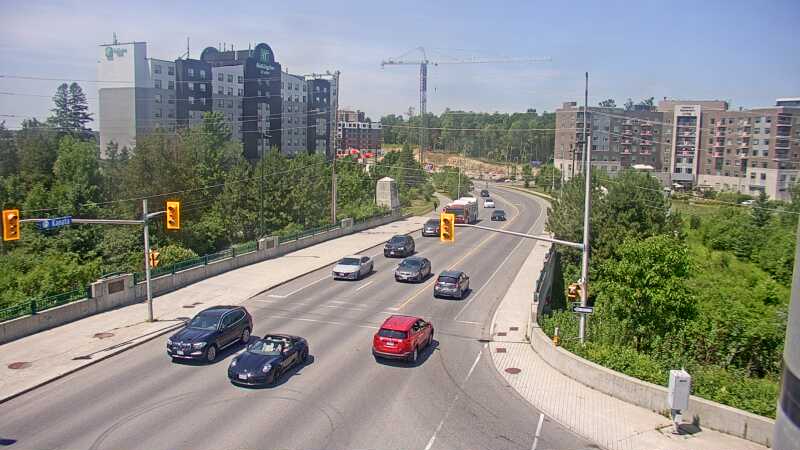 Traffic camera image at 2025-06-30 17:05:26
